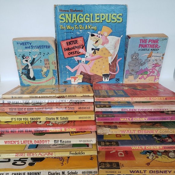 Vintage Book Lot of 17 - Charlie Brown Walt Disney Snagglepuss pink panther + B1 - Picture 1 of 7